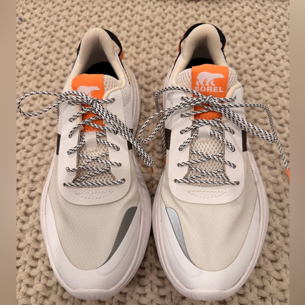 Sorel Kinetic Impact Lace‎ Sneakers Women’s 7.5 White Orange NL4670 New